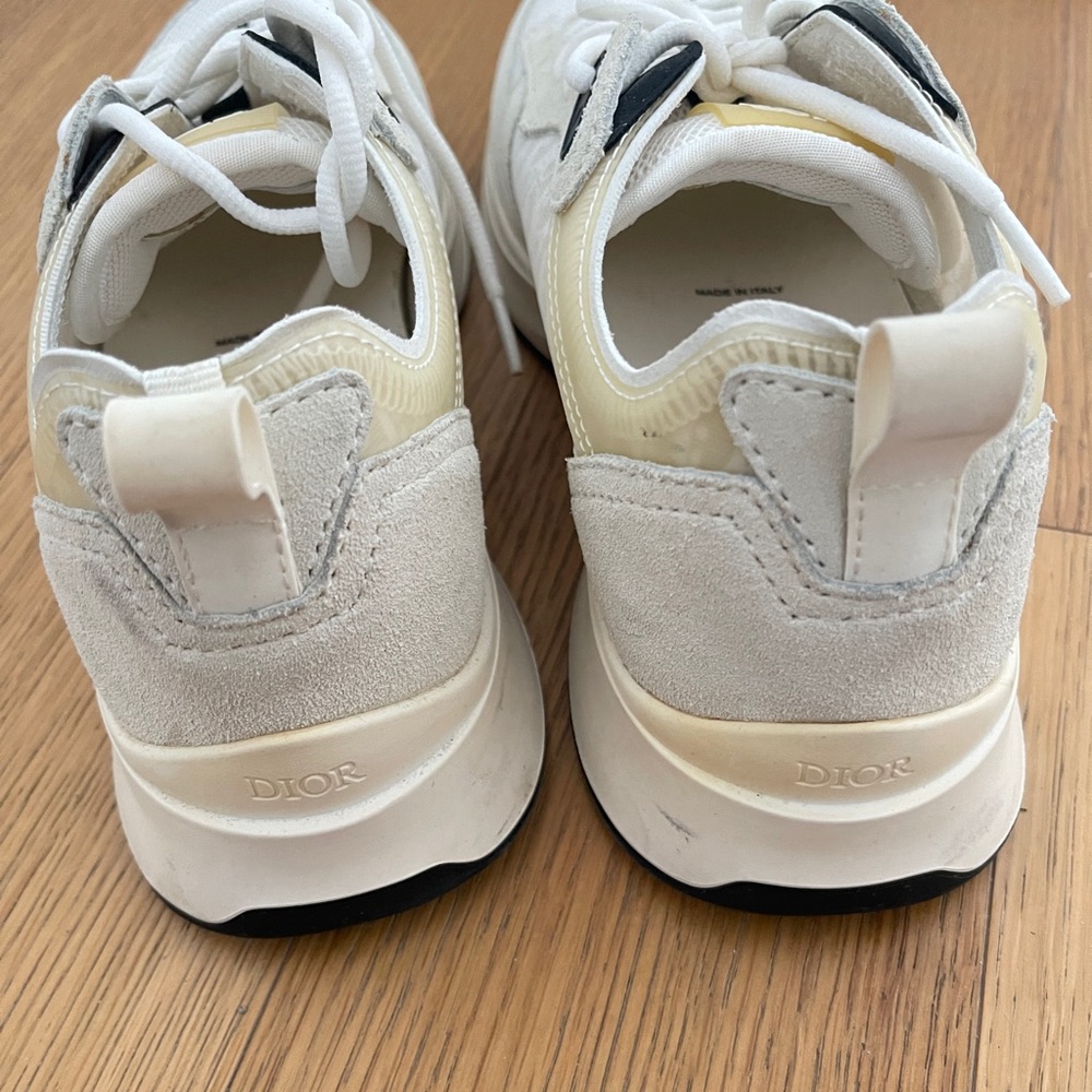 Dior Men's White and Cream Sneakers - Picture 4 of 10